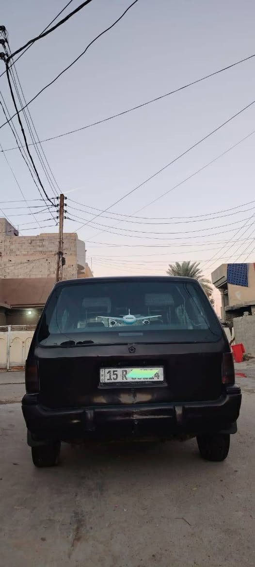 السلام عليكم ورحمة الله وبركاته 
دوج كرفان بتره 
موديل ١٩٩٣ 
انبار  دولي 15 تحويل شرط مباشر
تعمير جديد صبغ حزام درجه اولى 
داخل جدا نظيف 
محرك بلاد ٣٣٠٠ كير ممتاز 
صدر ٧٠% 
لايت زنون 
السياره بيها بعض النقوصات بسيطه 
بيع أو مراوس السعر ٣٧ وبيها مجال بسيط 
مكانها بغداد ابو غريب 
رقمي ***********
