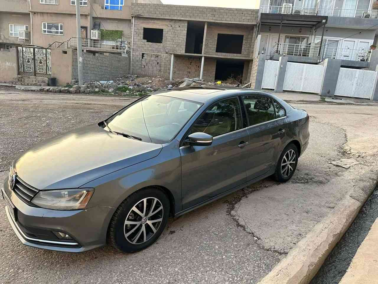 ڤۆڵگسواگن جێتا 2017 فول مواسەفات 
مەکینەی 1.4 تۆربۆ 
کوشن جلد و هیتەر 
بەسمە و سلایت 
ڕاداری جادە 
دوو پارچەی بۆیاخە 
چەمەلاغی و بۆنیت 
160 هەزار ڕۆشتووە 
سەنەوی و ژینگەی نوێیە 
هیچ مەسرەفێکی تێدانیە 

سـعـر : لە کۆمێنت داوابکە ڕاستەوخۆ بۆت دێت 📥 

گێر و مەکیەنەی بەشەرت 
هیچ کێشەیەکی تێدا نییە 

ژمارەی خاوەنەکەی 
***********
شوێن هەولێر
