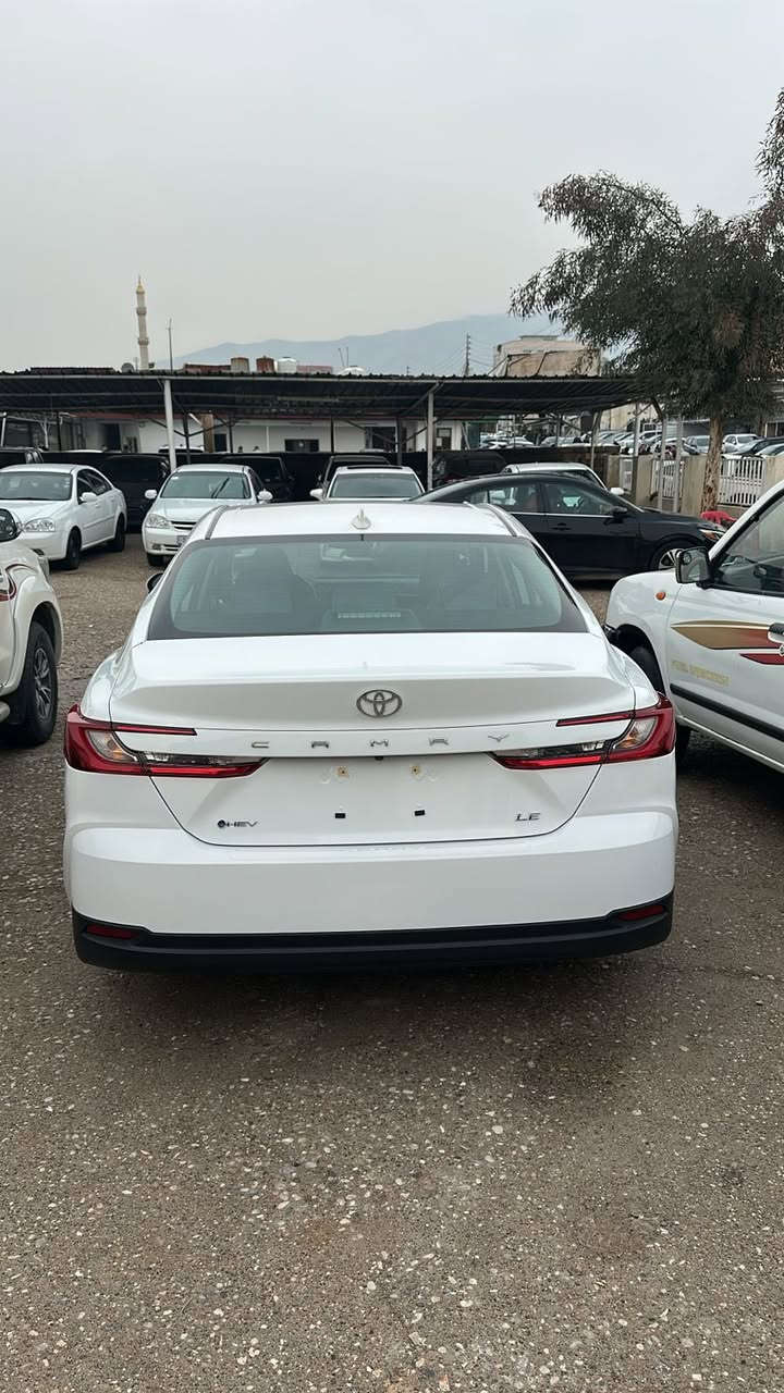 تيوتا كامري
موديل 2025 
ماشي 4 الف مايل
وارد أمريكي 
موصفات LE بصمه داخل كريمي موصفات معروفه
سياره بيدون أيرباگ
رقم شاصي موجود منشورات
حادث سياره راسل بوننيد شويه صبغ و شويه جاملغ صبغ
نزبت داخل كولش سليمه فقت راسل براكيت شاسي 
مسحوب شويه مبين بل صور حادث 
سياره بيدون رقم تترقم شيمال 
سياره طاگ جديد 
السعر 225 مجال 
عنوان عقرء 
رقمل هاتف وتساب علي 
***********
