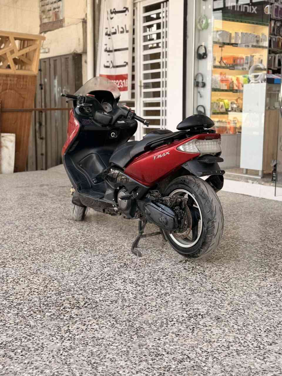 سلام عليكم تي ماكس 2008 شلعه معدل تخبل كفر جديد منضومه زنون  معدل 180 تايرات جدد  مكاني بغداد الحسينيه مراوس حسب القناعه *********** سعر20 و بيه مجال قليل
