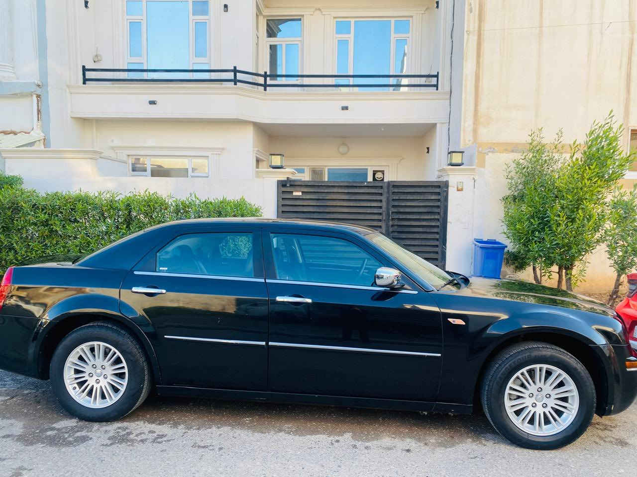 السلام عليكم اوباما 2010 اصل كفاله عامه حتى الدعاميات السياره جاهزه من كلشي مامشتغله خط السياره مال بيت استخدام شخصي رقم سنويه هزه كله جديد العنوان واسط السعر 155قفل شباب ممتواجد ع الفيس خابر وتدلل ولحد يعلق السعر اكو هواي بسوك الاستفسار***********
