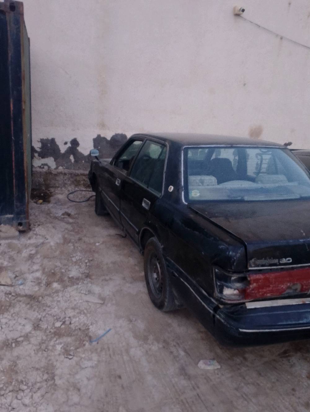 السلام عليكم سياره كراون موديل 91 سياره نظيفه مكينه نظيفه تايرات نظيفه حداديه نظيفه الشراي يتصل على المشراي لا يتصل السعر 35 وبيها مجال حق الجيه البصره شط العرب الصالحيه +964 772 256 3206