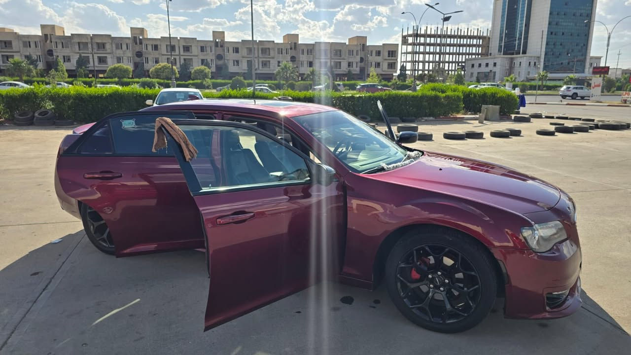 السلام عليكم كلايسلر اوباما S موديل 2018
امريكي كلين كفاله عامه ماشيه 100 رقم أربيل مكانها اربيل السعر 280  ***********
