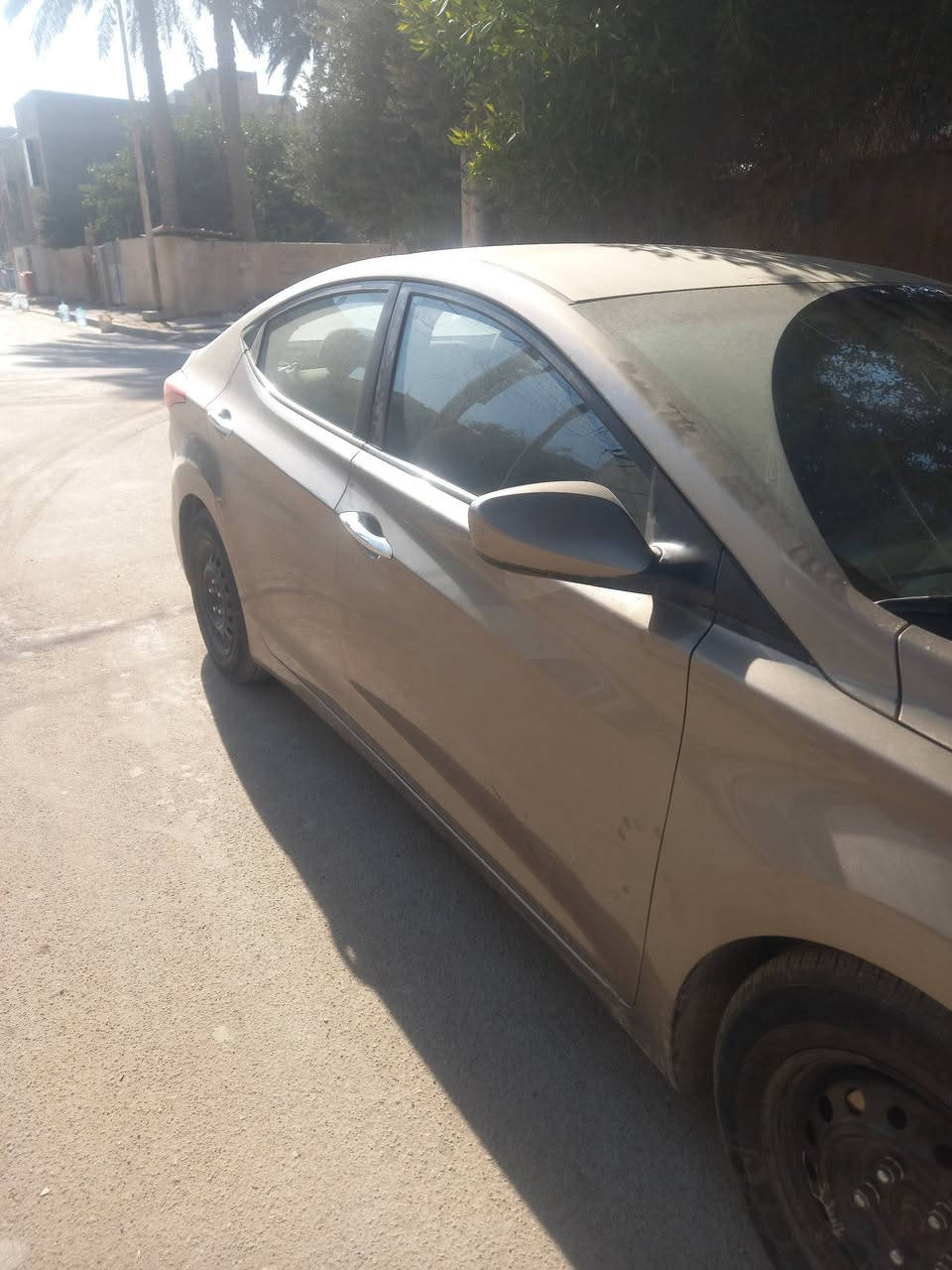 للبيع... للبيع ... سيارة النترا وارد أمريكي موديل ٢٠١٦ رقم شمالي حادثة باب السائق فقط.... بسعر ١٠٥  للاستفسار الاتصال على الرقم ***********
***********
مكان السيارة في بغداد
