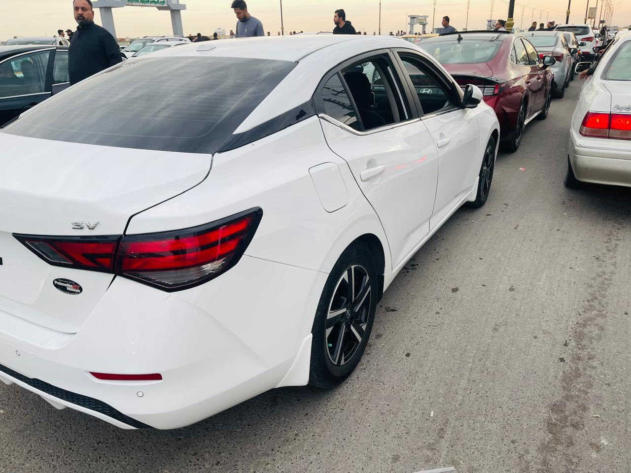 نيسان سنترا 2024 وارد امريكي حادث الضربه موجود بصوره وسياره كلشي ما بيها سياره جديده سعرها 135 مواصفات حساسات رادار امامي فئه SV عنوان البصره الحكيميه رقم 0771 265 9971
