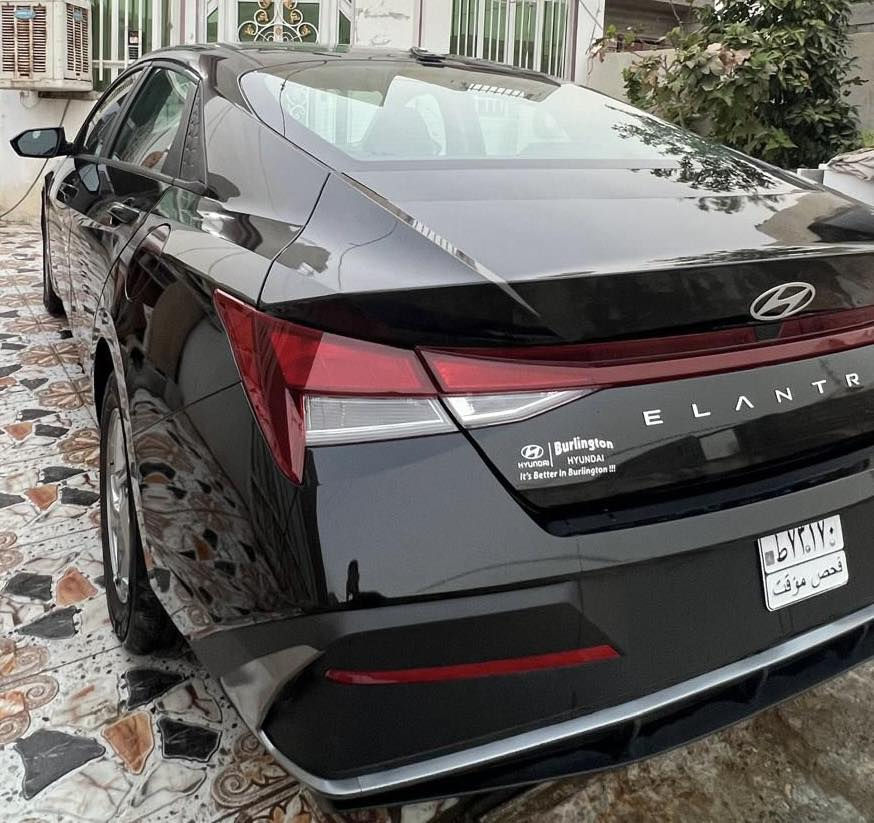 النترا 2025 للبيع زيرووو
حادث خفيف فقط راديتر وبنيد مبدل ودعامية اصليه نفس اللون بدون صبغ ، سيارة بعدها فحص تترقم آჂ̤ محافظه عدا الشمالي 
تصليح درجه اولى السيارة
 السيارة ماشية 7000 مايل يعني زيرو
* سعة المحرك 2000 دوش
* شاشة ديجتال متصله عن بعد 
* رادار امامي خلفي جانبي
* مانع تصادم بريك ذكي
* مدخلين شحن + اواكس
* كاميرا خلفيه دواره
*تدفئة مقود
* مانع تصادم 
* حساسات اطارات 
* مثبت سرعه cross
* اضائه اماميه LED
* نظام ترحيب عند الاقتراب 
* مانع انزلاق 
* دخول ذكي 
* نظام قيادة ذاتيه 
* نظام Gps
* ثلاث انظمة قياده ( Sport , Nor , eco )
* شاشة اعطال الكترونية 
علمآ الايرباكات بعدها ع وضعها مامصلح عدا دركة الستيرن مبدله
السعر 137

مكان السيارة - صلاح الدين - سامراء 

* رقم صاحب السياره 

‭0770 304 3595‬
