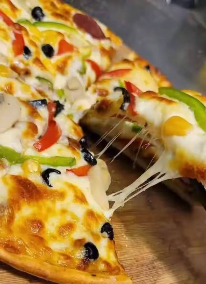 السلام عليكم رمضان مبارك يتم افتتاح المطعم من 4 العصر الئ اذان المغرب بعدها نفتح بعد
تراويح للحجز والاستفسار واتس أو خابر ع رقم
***********
