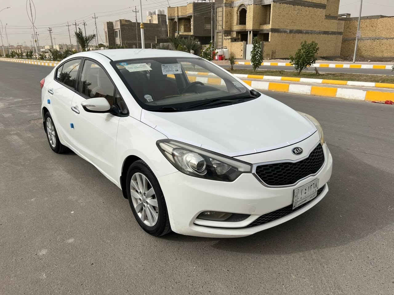 سلام عليكم
للبيع سيراتو ٢٠١٦ كفاله عامه ضربه وصبغ مواصفات تحكم ستيرن اشاره بلمرايه بلوجكتر  جاهزه السياره للخير تبريد مكينه كير مكينه ١٦٠٠ رقم ذي قار تحويل ثاني يوم  السعر١٣٣ وبيه مجال ***********
