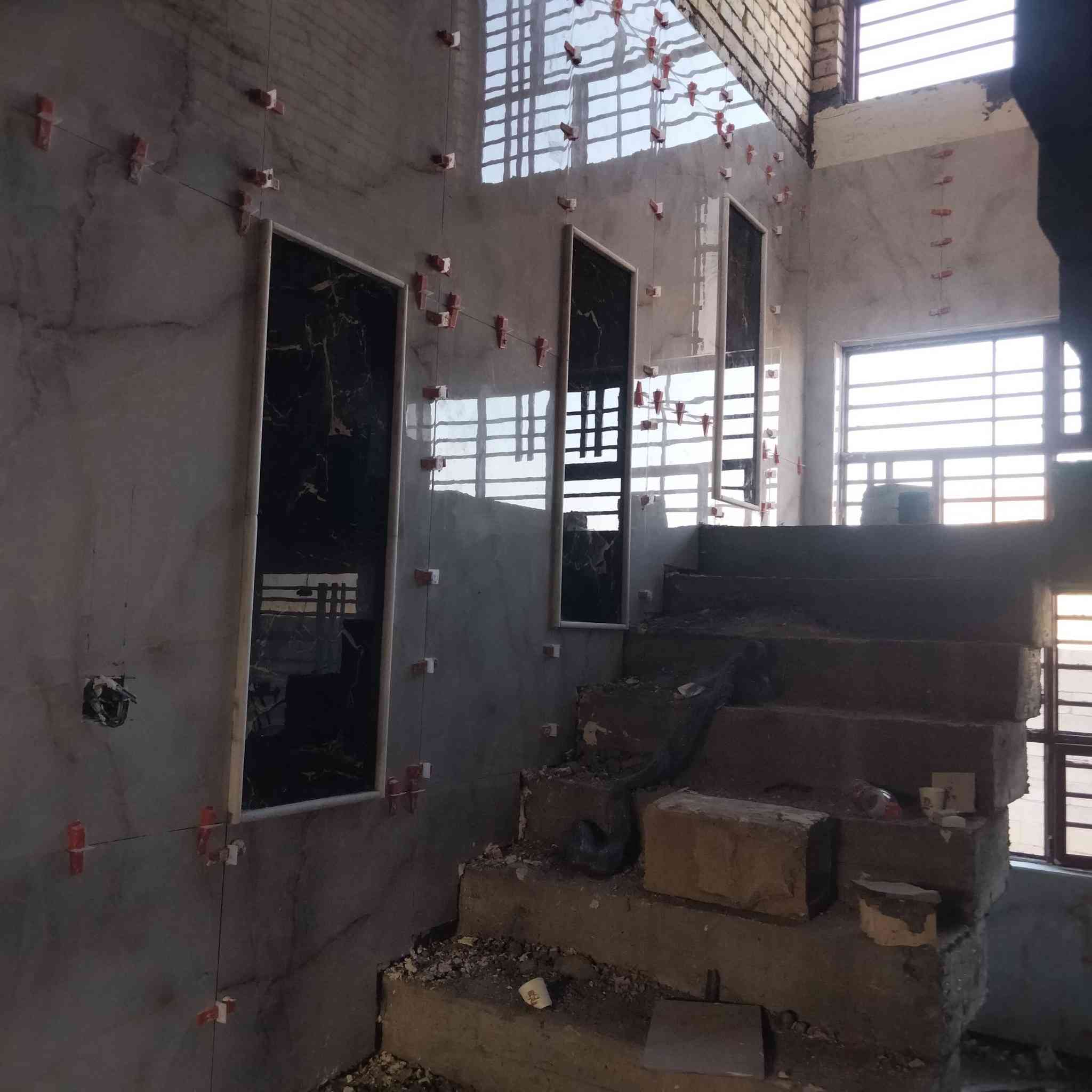 السلام عليكم خلفه بورسلين سراميك مرمر كاشي جميع الترميمات متواجد في بغداد ***********ب وتس
