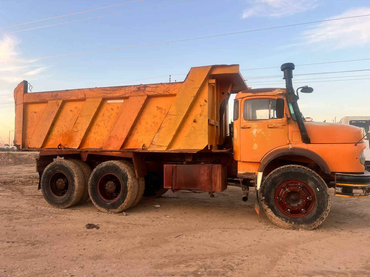 السلام عليكم
لوري اقجم موديل 82 شفقة عالية 

سيارة بلادية بيه اللغد السكن وكصة بنيد 

تخم تاير  كير محرك اكسل  شاصي كله شرط 

رقم كربلاء 

مكان السيارة السليمانية كلار 

***********
