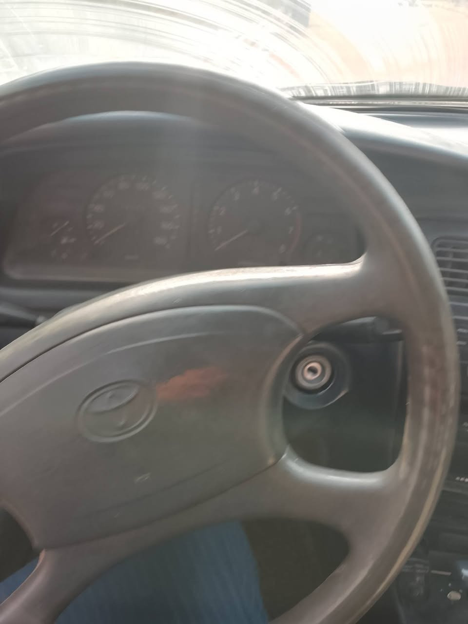 كورلا للبيع رقم بغداد كير ومحرك مكفولات مشروع وطني السعر٤٥ وبيه مجال حق الجيه ولاتصال على هذا الرقم ***********العنوان محافظه واسط قضاء الحي
