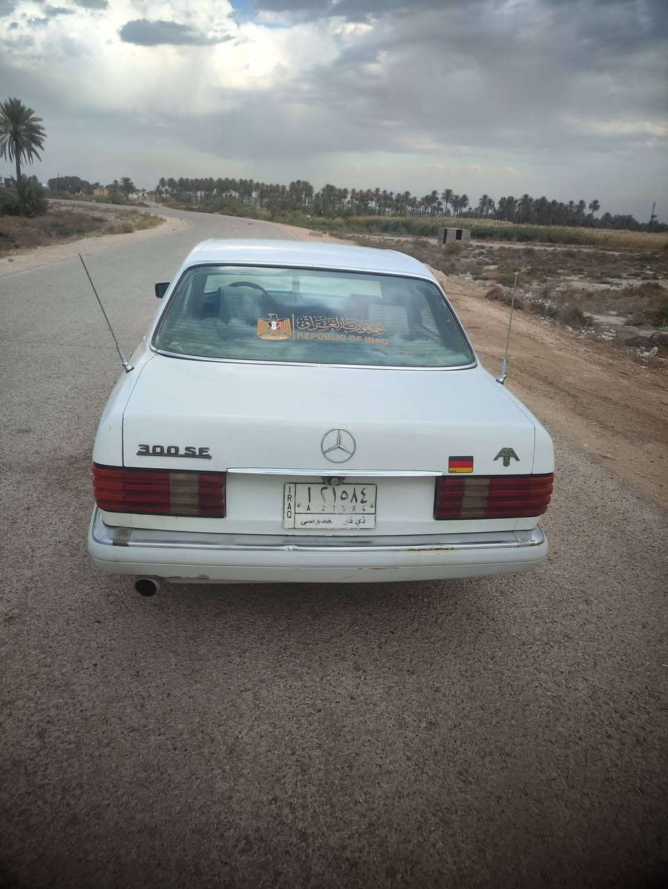 سلام عليكم مارسدس موديل 88محوركيرومحرك جدد سياره شلعه ومعدل تشك لكاع
سعر45 وبيه مجال بصيط مكاني حله رقم ***********
