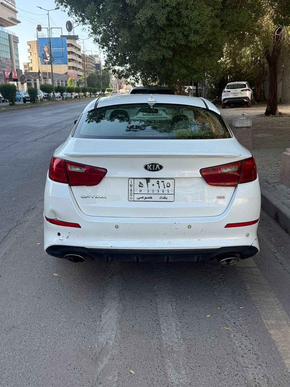 كيا اوبتما 
محرك gdi 2400 
كير اوتماتيك ٦ سرعات
موديل 2015 
سياره وارد امريكي 
ماشيه 88 
مدوشمه جديد
رقم مشروع وطني مكفوله كير و محرك
فقط الطخات الخفيفه الموجوده بالصوره
***********
