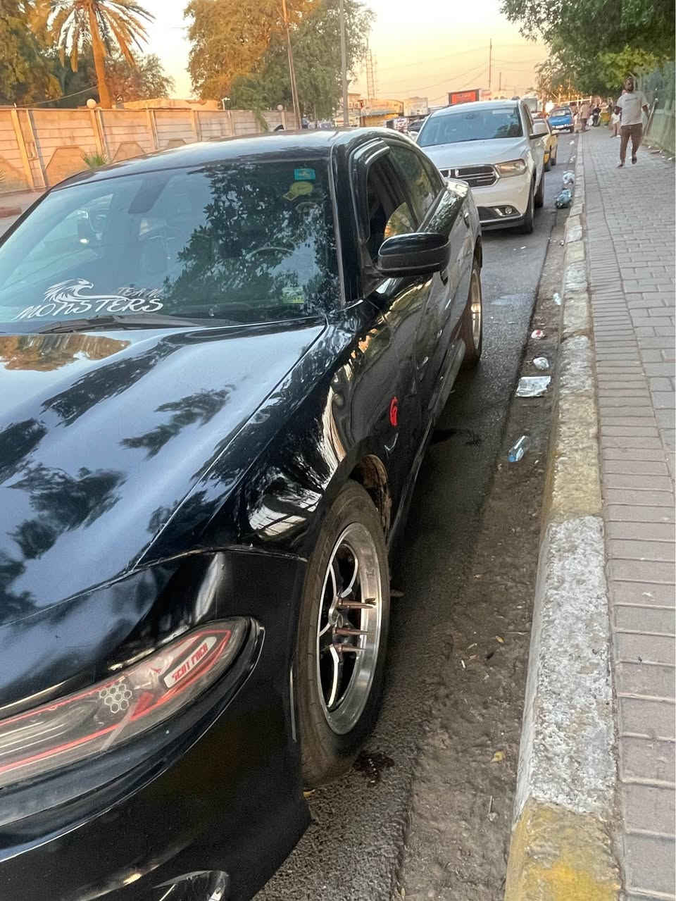 السلام عليكم جارجر 2019 اصل 
RT 5700
سياره فول عدا الفتحه 
كشن جلد دبل حظن 
تحكم جهتين 
شفتات ستيرن
شاشه كار بلي
سوبر تراك فول سبورت
مكينه هيمي 8V 5700 RT 
رقم بصره حره تحويل ثاني يوم 
كير مكينه تبريد كفاله 
حداديه 80‎%‎
تم تاير جديد
فول برمجه 
من باك فاير وغيرها 
صوتها طرب 
سياره جاهزه 
حادث امريكا جاملغ الامامي جهة السائق وشوي من البنيد
وبالعراق جاملغات خلفيه ثنينهن
مكاني بصره ***********
سعر 160 مجالها بسيط
€***********€
0️⃣7️⃣7️⃣1️⃣1️⃣7️⃣0️⃣7️⃣7️⃣4️⃣8️⃣ البصرة, العراق
