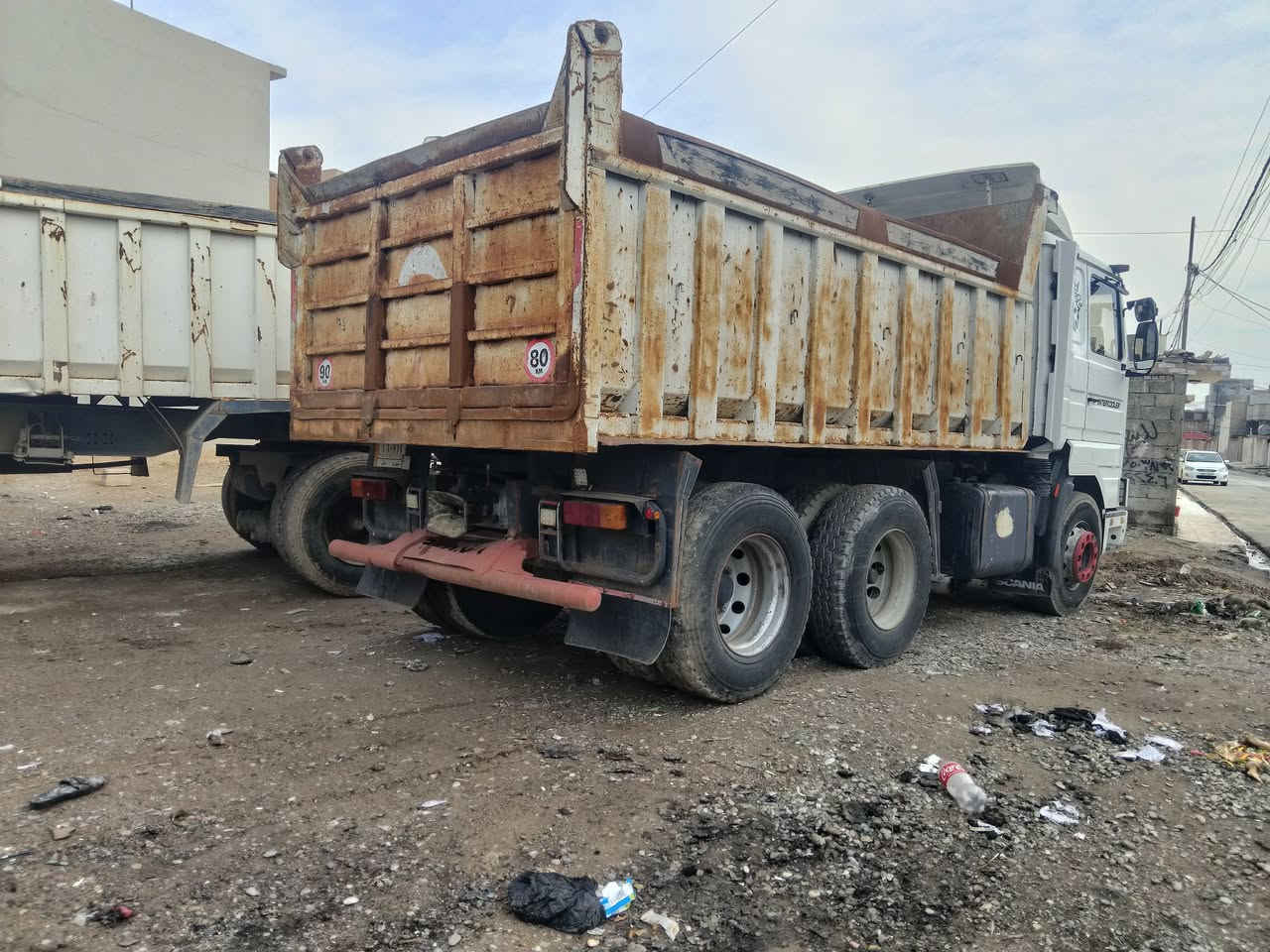 السلام عليكم للبيع سكاني قاطره مقطوره اي استفسار الرقم واتساب ***********
