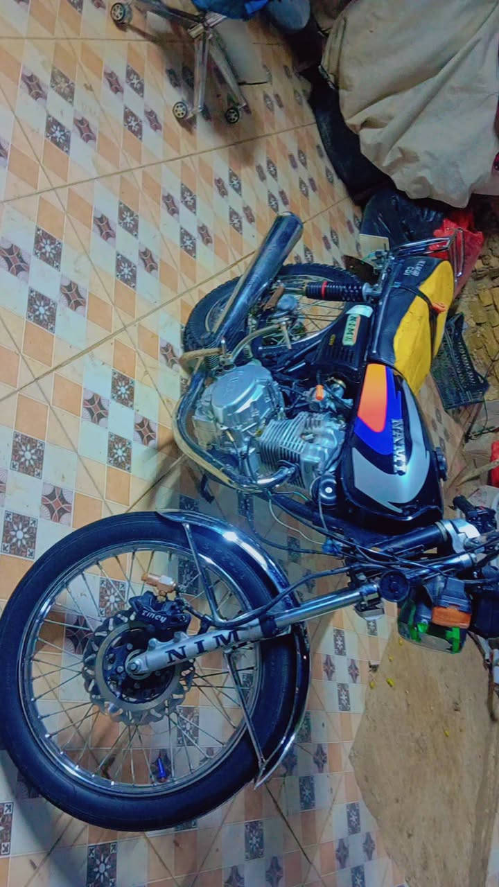 السلام عليكم دراجه نامه للبيع الدراجه مكفوله من كلشي اوراق موديل 23 أخذتهه قبل 4اشهر ب900اله 25 وهسه رايدهه 750وبيهه مجال حك الجيه


**إذا كنت صاحب هذا الإعلان وتريد حذفه لأي سبب، رجاءا أرسل رسالة إلى الدعم الفني**