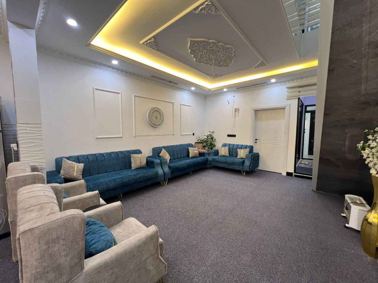 #عقارات_ابو_وسام
🔸سند طابو يتسجل بإسم اي عراقي
📍أربيل-بيت للبيع بيركوت جديده قرب شارع كورنيش
➖مساحة 100M طابقين 
يتكون⤵️
➖3غرف نوم 
➖صاله-مطبخ-مجموعه صحيات-كراج

📸 السعر والصورة متوفرة على قناتنا الرسمية في التليكرام 👇
🔗 https://t.me/Hassanabowissam
تابعنا الان وشوف احدث العقارات يوميا ع الصفحه الرسميه في فيسبوك
🔗https://www.facebook.com/share/1FHZ1d86H9/

📞 تواصل مباشر واتساب أو اتصال:
📱 ***********
📱 ***********

#عقارات_اربيل #شقق_للبيع_اربيل #بيو_لبيع_اربيل  #فلل_للبيع_اربيل #مجمعات_سكنية_اربيل
 #عقارات_كردستان  
#استثمار_عقاري_اربيل #عقارات_بغداد_سليمانية_اربيل  #عقارات_شمال_العراق  

⬅️ الأسعار والصور داخل القناة… لا تفوّت الفرصة

تابعنا الان وشوف احدث العقارات يوميا 🏘️
🔗https://t.me/Hassanabowissam

6 دفتر 30 ورقه
