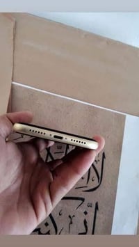 ايفون XR • ١٢٨ • شاشه مكسوره
