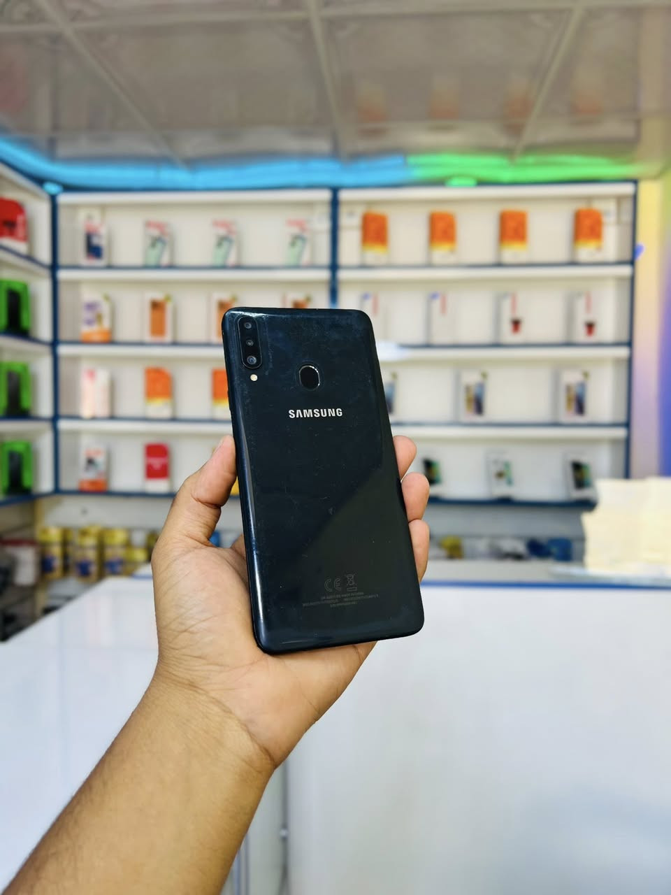 📱✨ وصل حديثًا إلى محلنا ✨📱
أجهزة موبايل مستعملة بحالة ممتازة وبأسعار تناسب الجميع 💥
فحص كامل وضمان على الفحص
 ٢٤ساعه، وأجهزة نظيفة ومضمونة 👌
🔹 سامسونگ
🔹 شاومي
🔹 هواوي
🔹 وأجهزة متنوعة أخرى
متوفر لدينا
✅ أسعار منافسة
✅ أجهزة نظيفة جداً
✅ تبديل وشراء
✅ فحص كامل قبل الاستلام
إذا تريد جهاز مرتب بسعر مناسب، زورونا وشوف بنفسك 🔥
📍 أهلاً وسهلاً بالجميع.
هاتف ***********
