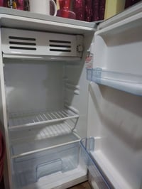 ثلاجة فندقية • هايفر • نظيفه