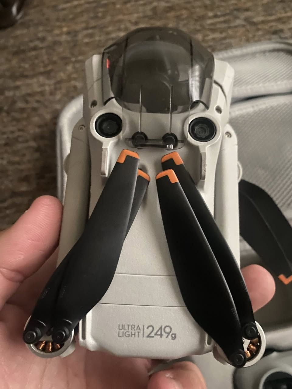 dji mini 3 singli تەنها گیمبالی بە بیلاد گۆراوە.
بس مبەدل کیمبل بیلادی 
 ٨٥٠ هەزار


**إذا كنت صاحب هذا الإعلان وتريد حذفه لأي سبب، رجاءا أرسل رسالة إلى الدعم الفني**