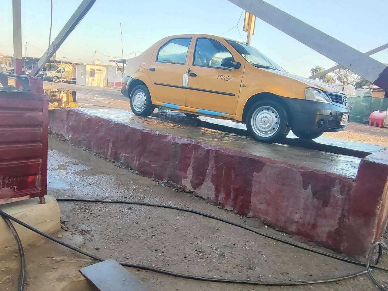 سلام عليكم للبيع رينو لوكان موديل 2010سياره رقم بغداد الدولي مناقصه شي خلاص كير محرك وحداديه كهربائيات كله شغاله دوشمه  ارضيات وكشنات كله جديده سعرها 34وبيه مجال 
مكاني بغداد /اللطيفيه 
***********
