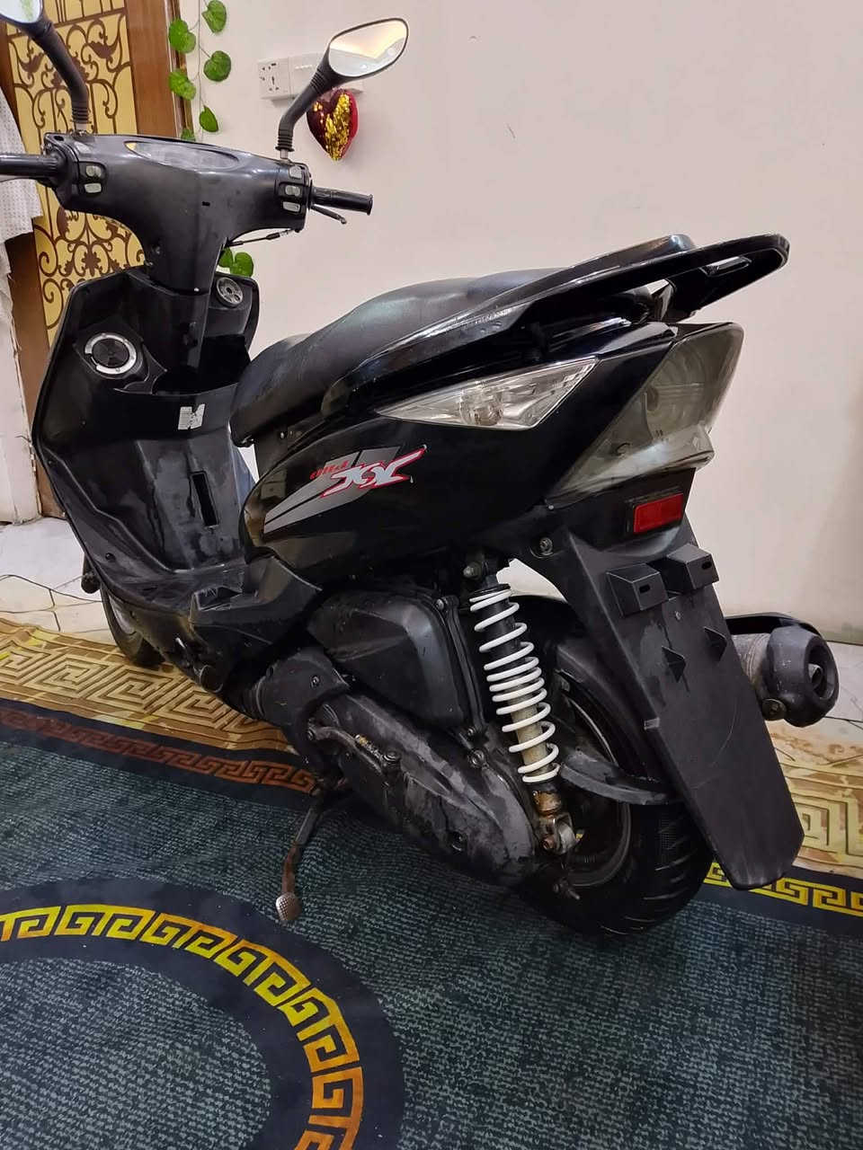 سلام عليكم دراجه ماكس ثعلب ١٤٠ مكفوله كفاله عامه ماشيه ١٧ الف بلاديه مابيهه اي نقص كهرابيات كلهه شغاله كفرات بلاديه محرك ناعم شلعه ومعدل السعر ٥٥٠مكاني بغداد الكرخ الصالحيه *********** الاتصال على هذه الرقم أو وات ساب
