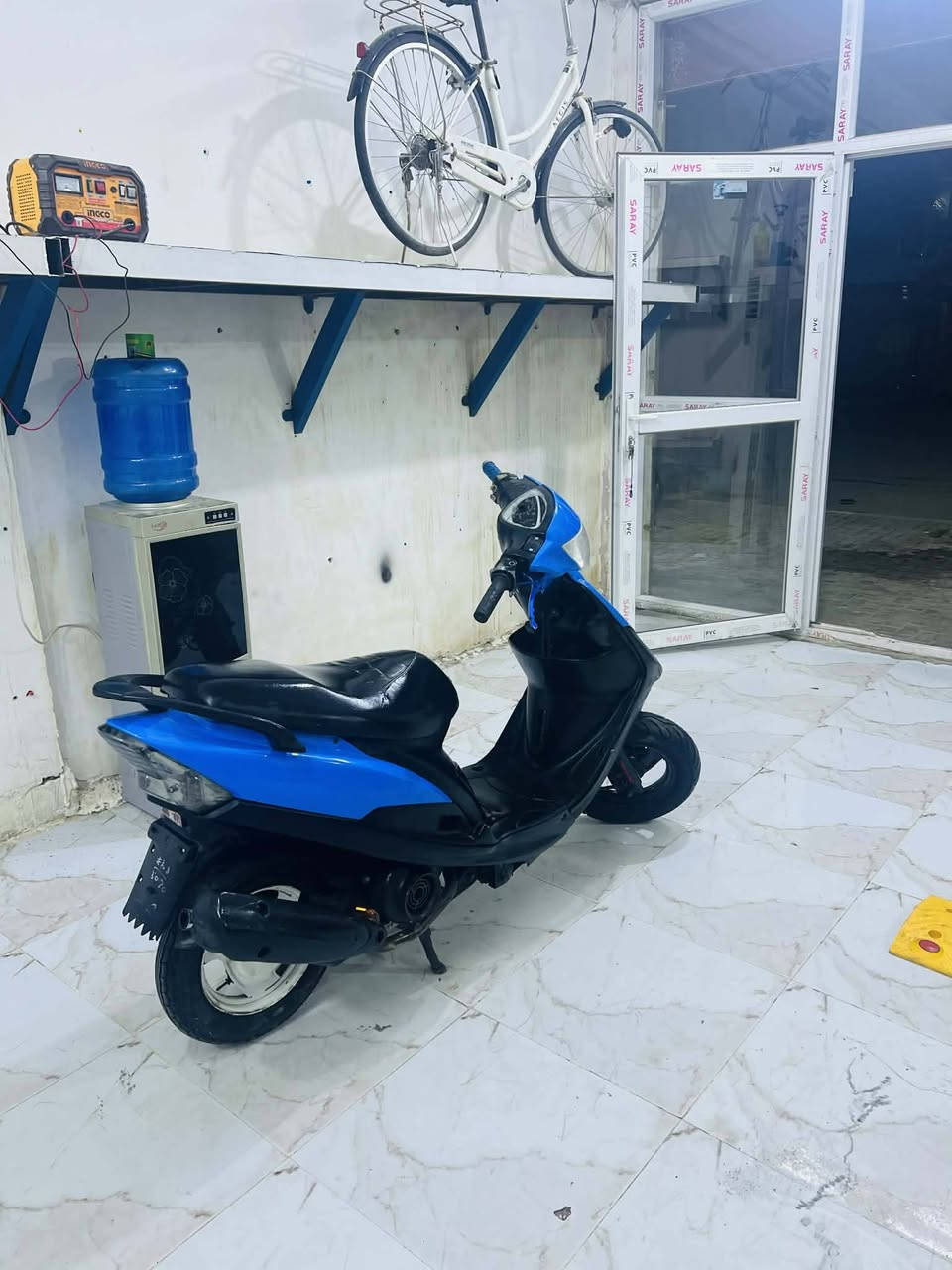 سلام عليكم دراجه ماكس 49 بلاديه شغاله سلف و هندر السعر 500ب بيها مجال المكان الاسحاقي 
الرقم ***********
