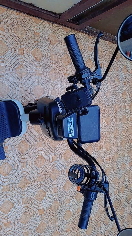 السلام عليكم دراجه نضيفه كلش العنوان البصره المطيحه رايدهه ب ٣٠٠ ***********
