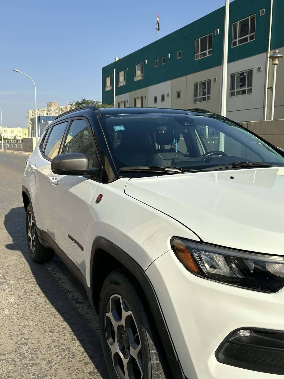 السلام عليكم
سيارة للبيع
جيب كومباس فئة Trailhawk
الموديل: 2022
الحالة: صور الحادث موجودة
سونار: موجود
رقم بغداد
المكان: مجمع بسماية
السعر 170 وبيها مجال 
للاستفسار التواصل خاص
***********
