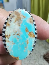 موجود محبس نوعيته فيروزي رضوي والي يريد يتفضل خاص او يتصل على الرقم 07...