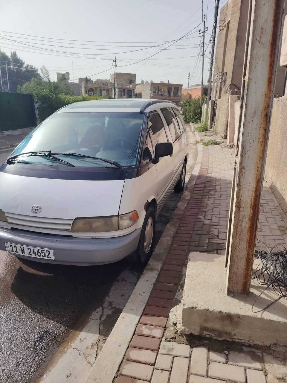 السلام عليكم للبيع تيوتا بريفيا ٧ راكب موديل 93 اوتو بأسمي رقم انكليزي  موجوده بغداد الدوره بسعر ٣٨
هاتف ***********
