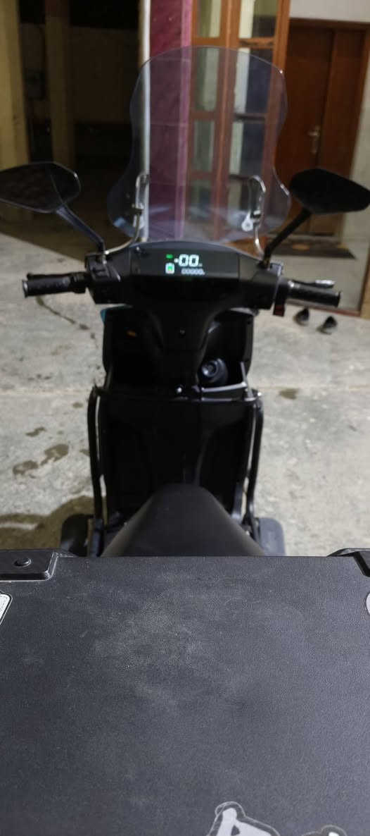 سلام عليكم ماطور شحن للبيع الماطور جديد شخط مابي شركة (( KING ارقة شركة موديل ((2025)) مستخدم (( 3اشهر  فقط)) بصمة وسويج مانع انزلاق جهاز إنذار قفل ستيرن الماطور نضيف بطاريات تجي دبل 6 بطاريات 32 امبير لايت زنون عالي ناصي الماطور مدرع بل كامل شاحنة أصلية شاشة دجيتل نضام البك R يعني يرجع ليورة الماطور زيرو بعدة كارتون البطاريات 
على الفحص السعر 650  قفل المكان الأنبار الرمادي الرقم ***********
