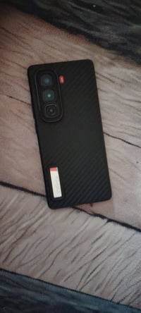 اخواني انفنكس هوت ٥٠ برو بلاس للبيع  بي ضربه بالشاشه حتى مامبينه خفيفه...