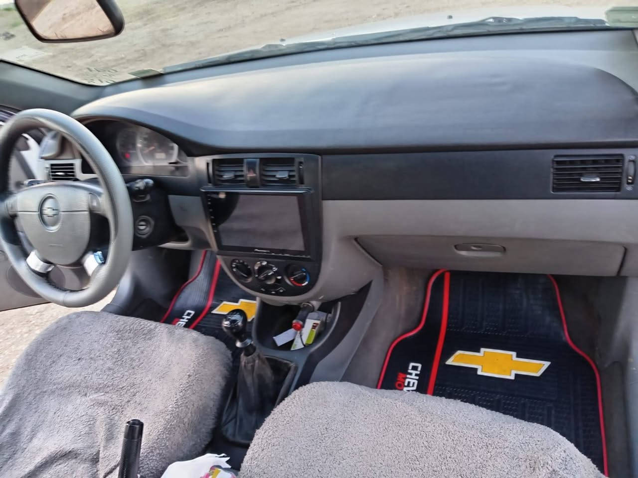 🚗 للبيع — شفروليه أوبترا موديل 2011
📍 رقم التسجيل: أربيل
📍 موقع السيارة: موصل — سهل نينوى
🎨 اللون: أبيض
⚙ ناقل الحركة: عادي
📄 الحالة القانونية:
✔ البيع بشرط التحويل
✔ الهزّل باقي 4 أشهر
✔ السنوية نافذة لغاية 2027
✔ غرامات صفر
🔧 الحالة الفنية:
✔ محرك شرط — لا صرف، لا نفخ، لا تنقيص والكير عادي  شرط 
🛠 الملاحظات:
• تلقيطات صبغ متفرقة
• بيع أحزام
• ضربة بل جاملغ الخلفي بدون دواخل
📞 للاستفسار أو المعاينة:
***********
واتساب أو اتصال متابعة ولايك يصلك كولشي جديد
