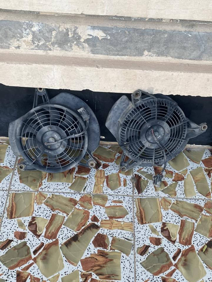 السلام عليكم لبيع غراض ستاركس 2007 كلمن وسعره مكلف بل نشر  اتصال *********** 
***********// +موجود ضفاير مال مكينه ///مكاني بغداد المشاهد
