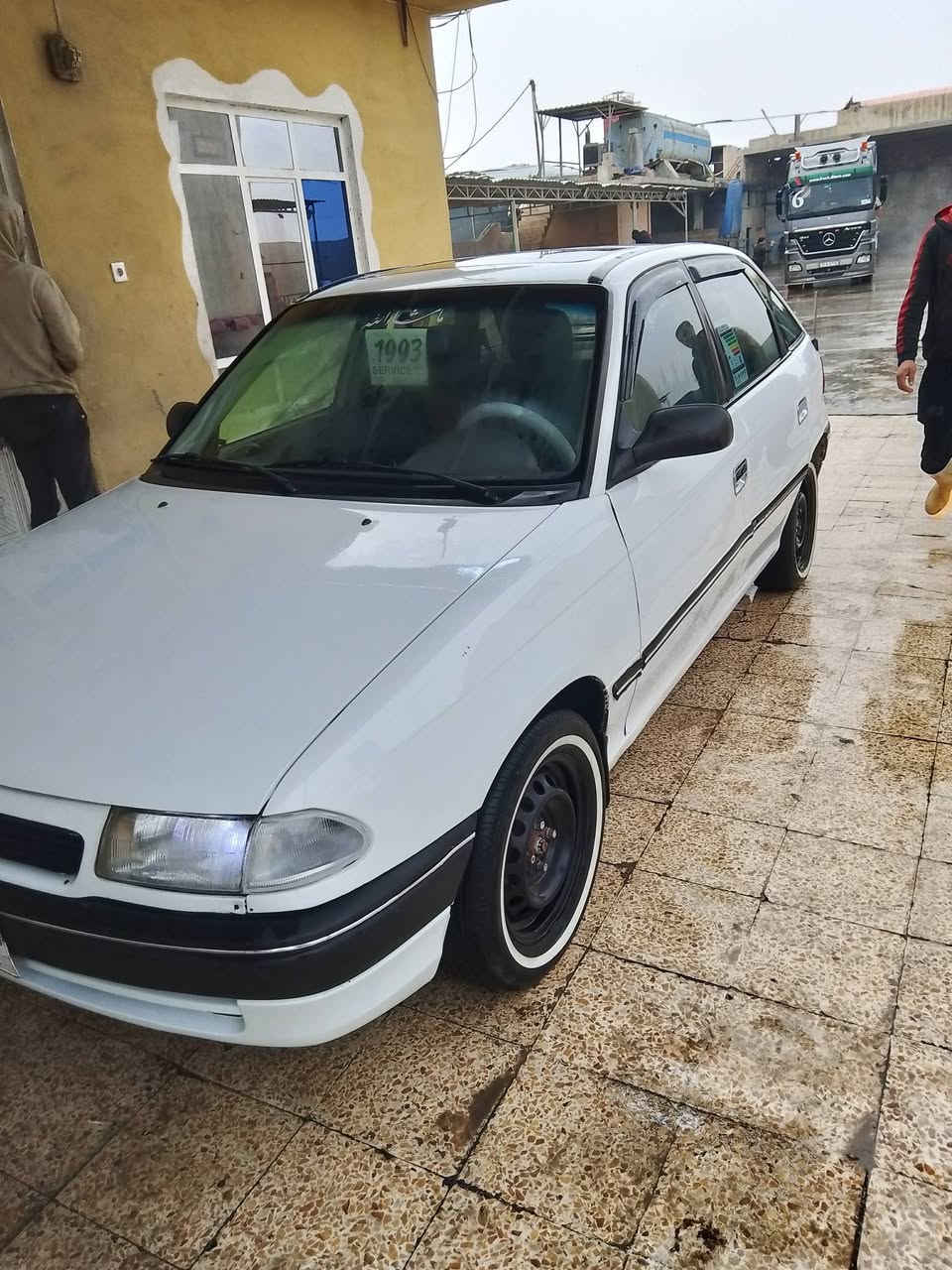 استرا للبيع موديل93 نينوى موصل اليمن اتواصل علاهاذا ارقم ***********
