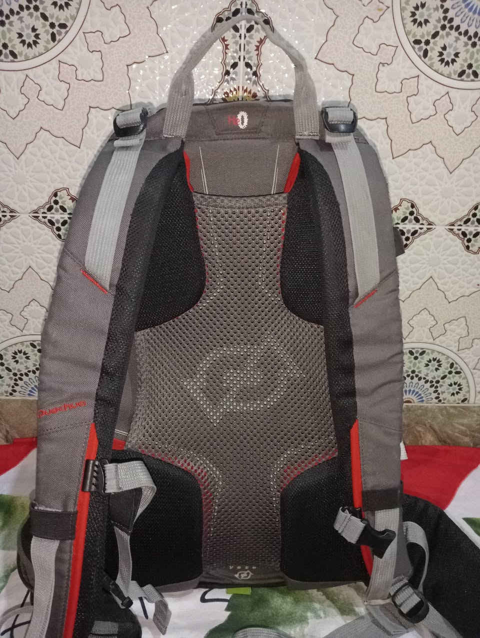 🎒 sac trip Quechua Forclaz 22 AIR للبيع -
المميزات: 
نظام AIR COOLING للتهوية، جيوب بزاف، خفيف.
معاه Rain Cover أصلي ضد الماء. 
الحالة: ممتازة، نقي 100% 
الثمن في الخاص او الواتساب 0771671214


**إذا كنت صاحب هذا الإعلان وتريد حذفه لأي سبب، رجاءا أرسل رسالة إلى الدعم الفني**