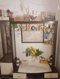 معرض • كبير • للبيع