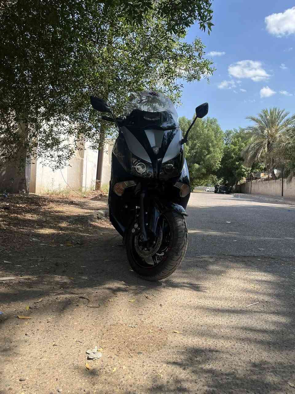 سلام عليكم TMAX2014 530
مكفوله كفاله عامه 

كلج مالوسي 

ماشيه 45الف 

ستيرن رياضي 

سويج عدد 2

تايرات امامي خلفي جديد 

سعر بلاش 35ورقه 

واني خادم للشراي 

***********. ادريس 

صليخ شارع نادي
