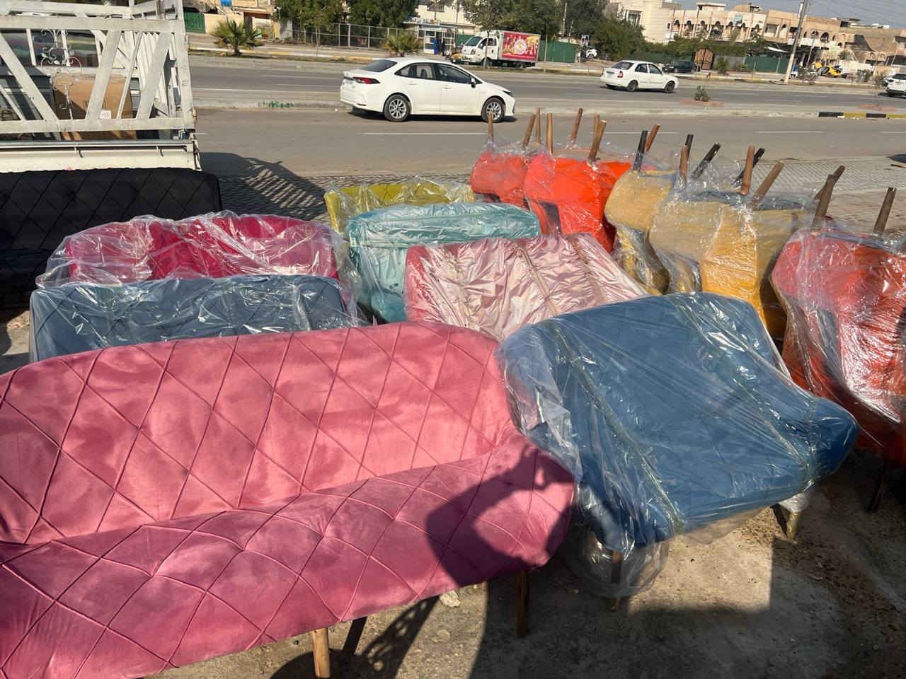 التخومة كراسي اصفر وبرتقالي
ولقنفات ازرق وردي ماروني اخضر اسود جوزي اصفر 
وينباع مفردات او كاملة حسب الطلب
4 مقعد ثنائية وكراسي 2
 ب 140 الف
5 مقعد ثلاثية وكراسي 2
 ب 170 الف
7 مقعد ثنائية وثلاثية وكراسي 2 ب   السعر215 الف
ثنائية وثلاثية بدون كراسي
السعر 175 الف

🦋 🦋

توصيل داخل بغداد  5 اطراف 10 
جميع  المحافظات 25 الف 🚚🚛

شركة 1 🌸🦋

موديل #ايراني 
بدون شد 🚫


**إذا كنت صاحب هذا الإعلان وتريد حذفه لأي سبب، رجاءا أرسل رسالة إلى الدعم الفني**