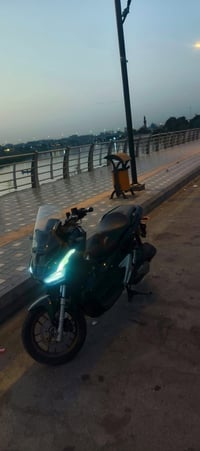 adv150 2022 ABS ماشيه 10 الف دهن موتل بانزين محسن  07765281570  واتساب...
