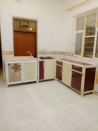 كاونتر • متاح • للبيع