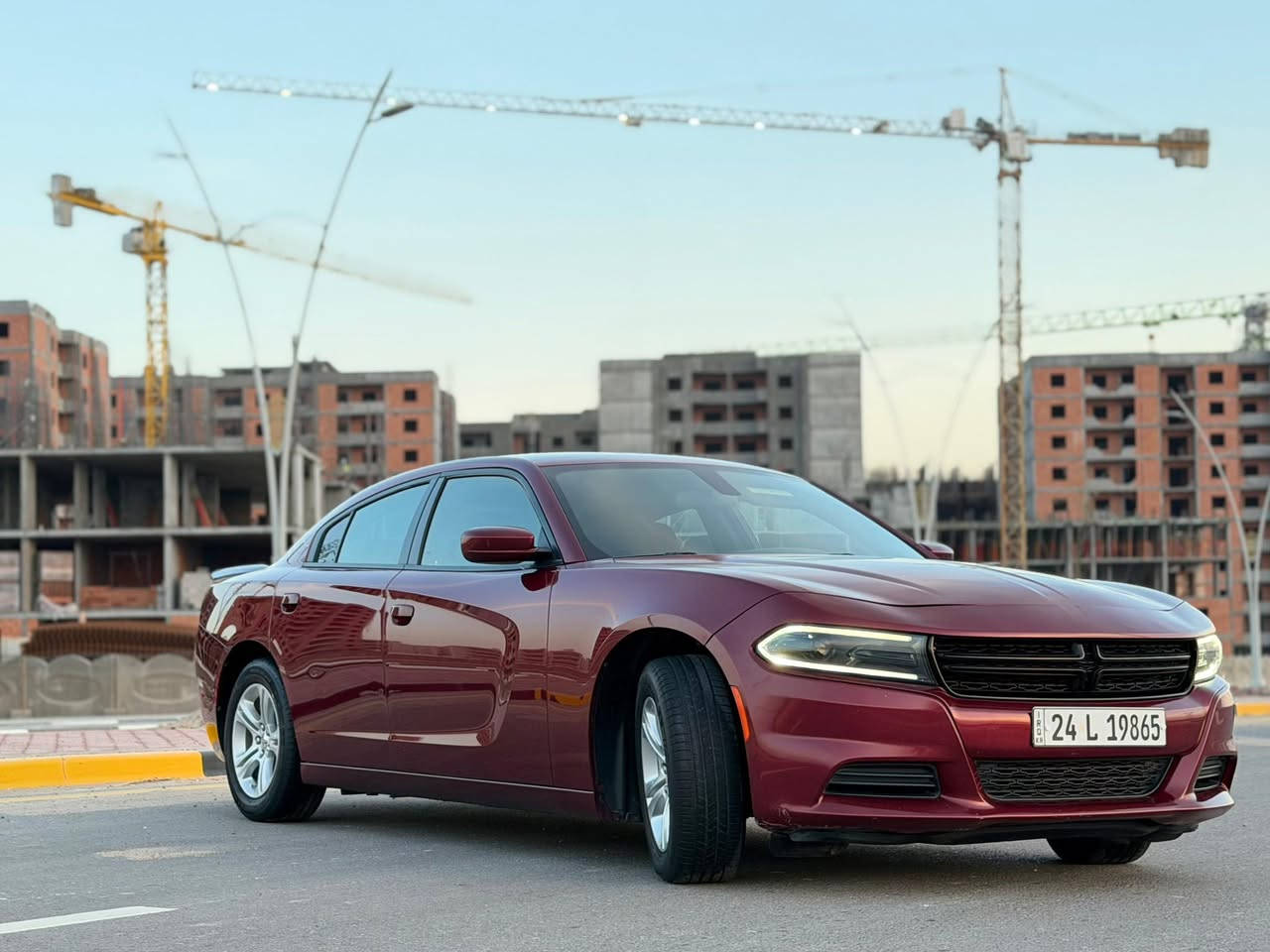 سلام عليكم جارجر موديل 2022 رقم دهوك جديد حادثها دعاميه وولبنيد شبر بدون فتح بدون ارباك بدون دواخل ماشيه 52 ميل موصفات SXT مكفوله من زلغ سياره مكاني بصره***********
