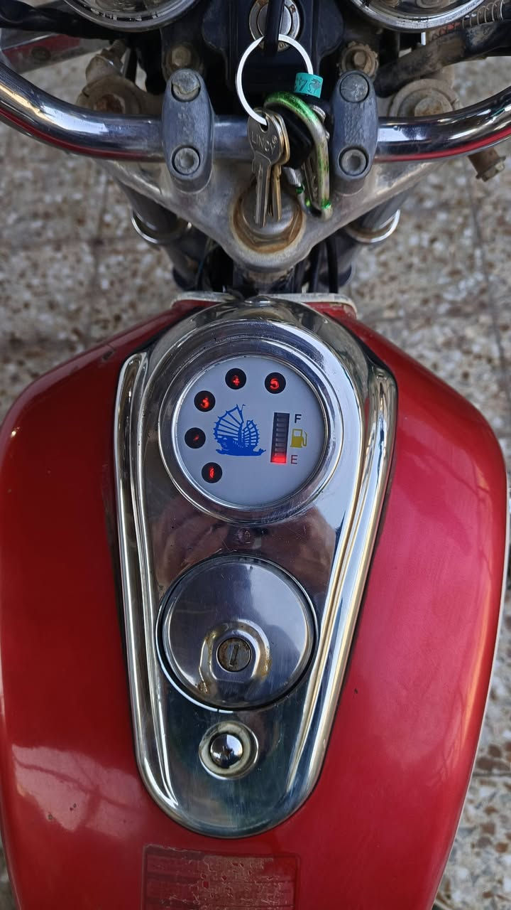 للبيع جونده 2012 فول نضافه كله بلادي شلعه تشك الكاع مثل ما اتشوف الدراجه خير من الله جديده المكان كربلاء  طويريج حي العسكري (800)*********** كلشي بيه جديد
