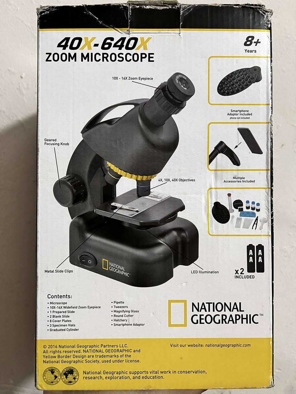 مجهر (ميكروسكوب) National Geographic
قوة التكبير: يتراوح التكبير من 40 ضعفاً إلى 640 ضعفاً. 

الملحقات: يأتي كمجموعة مكونة من 24 قطعة، تتضمن محولاً للهاتف الذكي لالتقاط الصور والفيديوهات، بالإضافة إلى شرائح جاهزة وأدوات تحضير. 

الإضاءة: يعمل بإضاءة LED منقولة. 

الاستخدام: مصمم للمبتدئين وللأغراض التعليمية والاكتشافات العلمية.

السعر ٢٥ الف !!!

متوفر توصيل لكافه المحافظات


**إذا كنت صاحب هذا الإعلان وتريد حذفه لأي سبب، رجاءا أرسل رسالة إلى الدعم الفني**