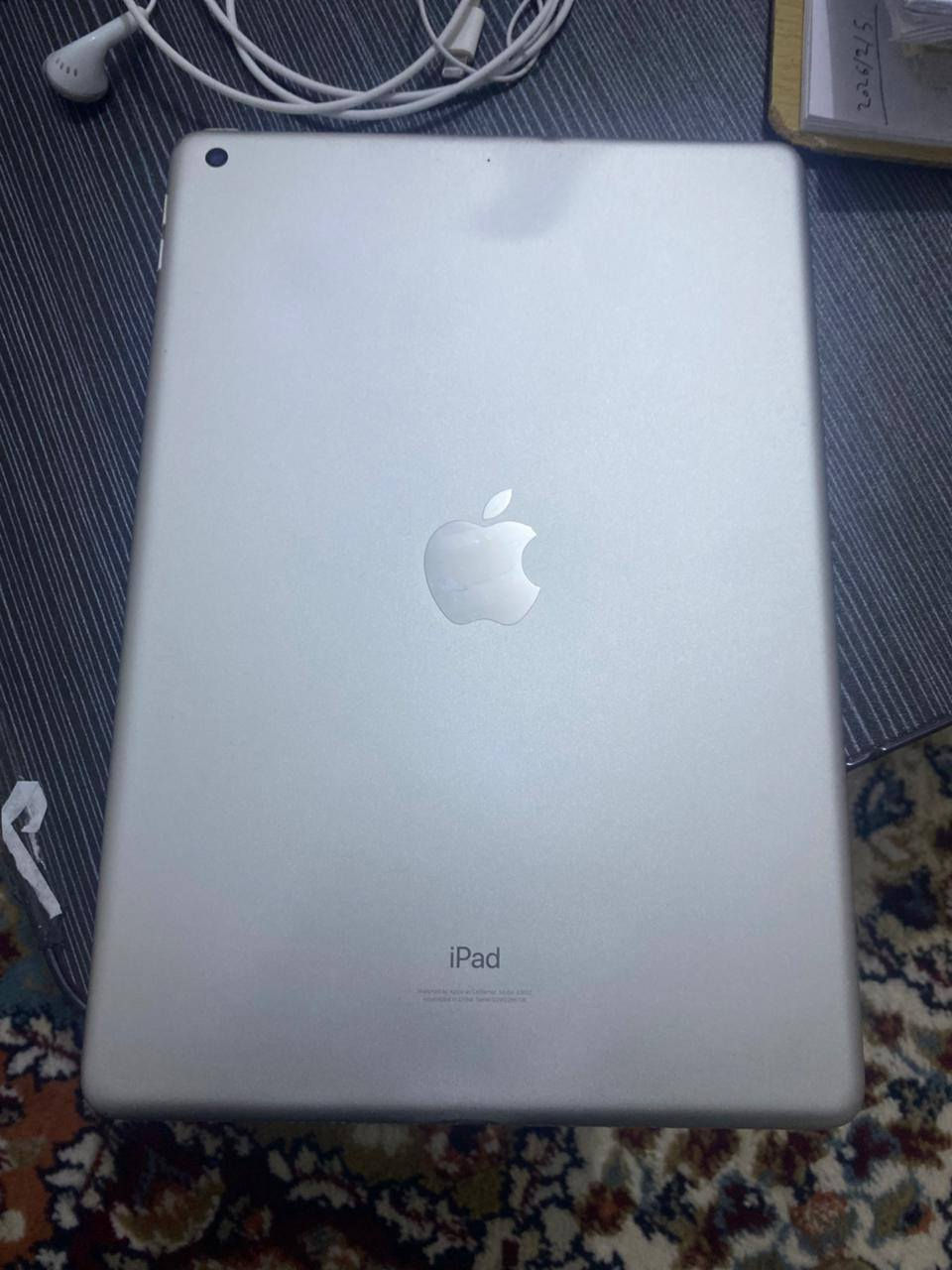 السلام عليكم،
مكلف بالنشر: 
ايباد 9 مامفتوح ولا مبدل بي اي قطعه والشاحنه مالت الايباد الاصليه السعر 200 وبي مجال مكانة الرمادي للأستفسار: ***********
