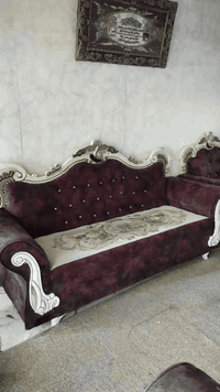 تخم كلش نظيف ومابي اي ضرر  5 قطع 10 مقاعد سعره 290 وبي مجال قليل 07810...