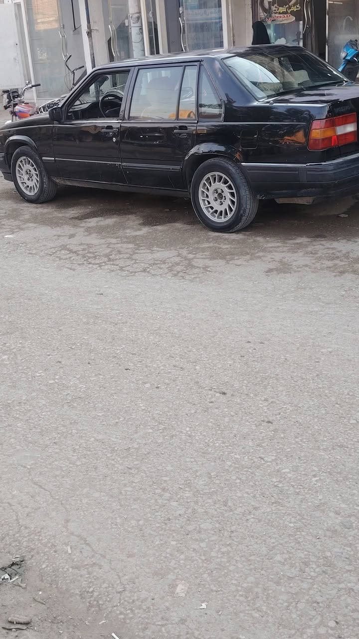 سلام عليكم فالفو لبيع وا لمراوس كفاله عامه حجم 960حداديه الاخير جيده بس لمقدم نص وا نص سعر 43وا بيه مجال كهربائيات كله شغاله غرفه حلوه رقم لهاتف ***********لمكان ديوانيه قضاء غماس رقمه مثنى
