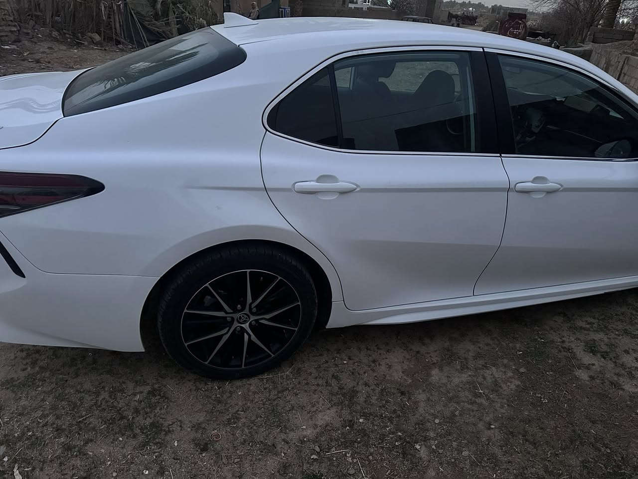 السلام عليكم
✨ المواصفات:
✔️ محرك 4 سلندر اقتصادي وقوي
✔️ گير أوتوماتيك
✔️ شاشة كبيرة + كامرة خلفية
✔️ تحكم بالمقود (ستيرن)
✔️ مثبت سرعة
✔️ تشغيل بصمة + دخول ذكي
✔️ كراسي قماش رياضية SE
✔️ رنكات رياضية
✔️ ليتات LED
✔️ نظام مانع انزلاق + وسائد هوائية

🛡️ السيارة نظيفة جداً
خالية من الحوادث الثقيلة. بنيد وراس شاصي.  / فحص كامل
ماتحتاج أي مصروف
💰 السعر: (200) قابل للتفاوض
📍 المكان: (لانبار القائم الرمانه)

📞 للاستفسار: (***********)
